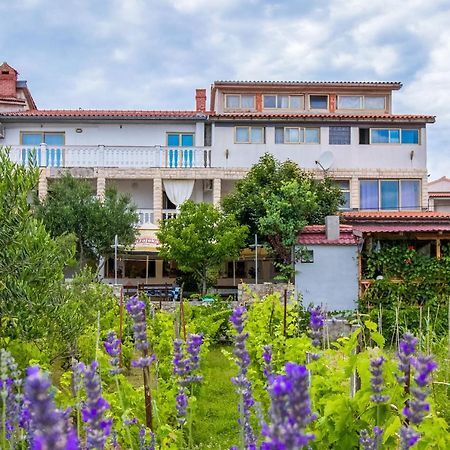 Apartments Zeljka Mundanije エクステリア 写真