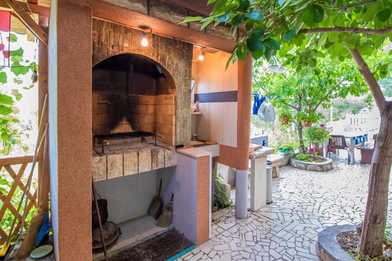 Apartments Zeljka Mundanije エクステリア 写真
