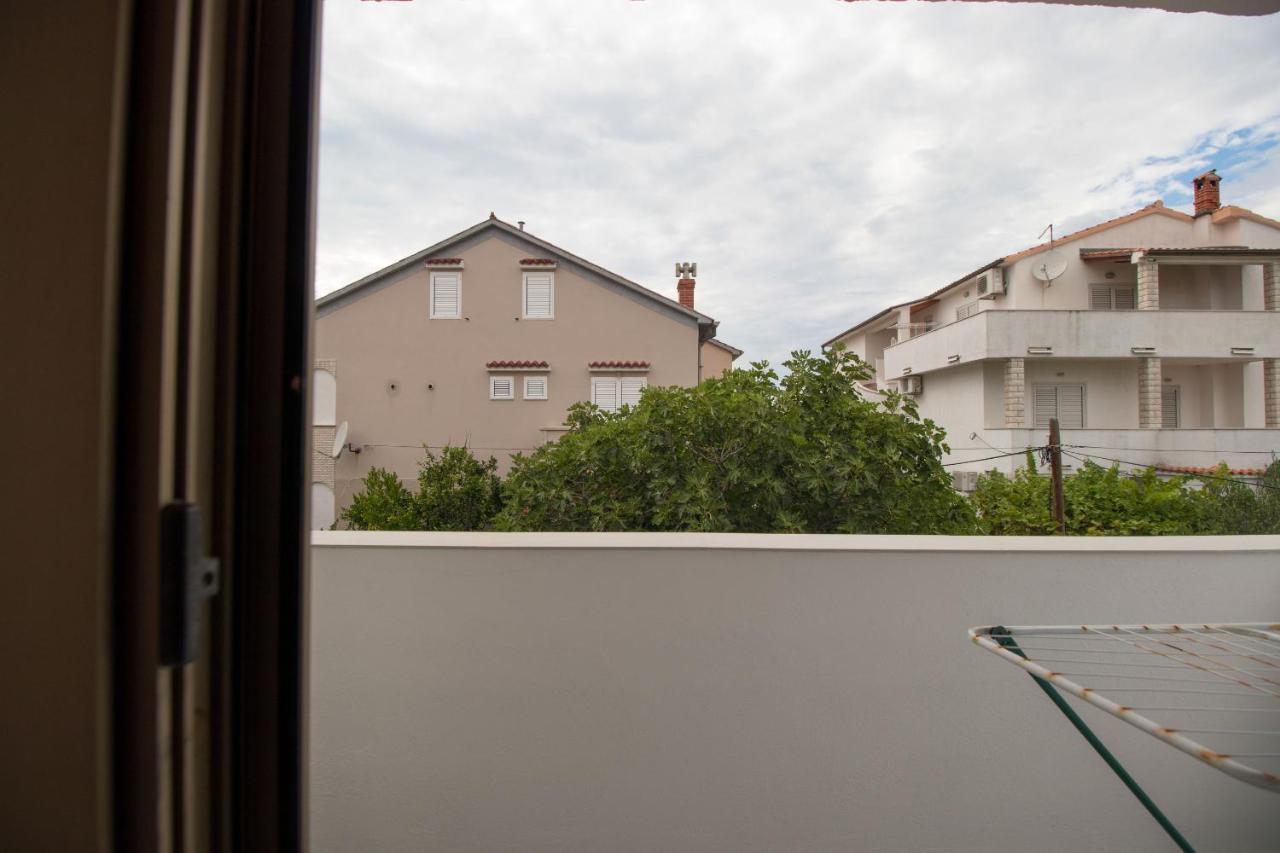 Apartments Zeljka Mundanije エクステリア 写真