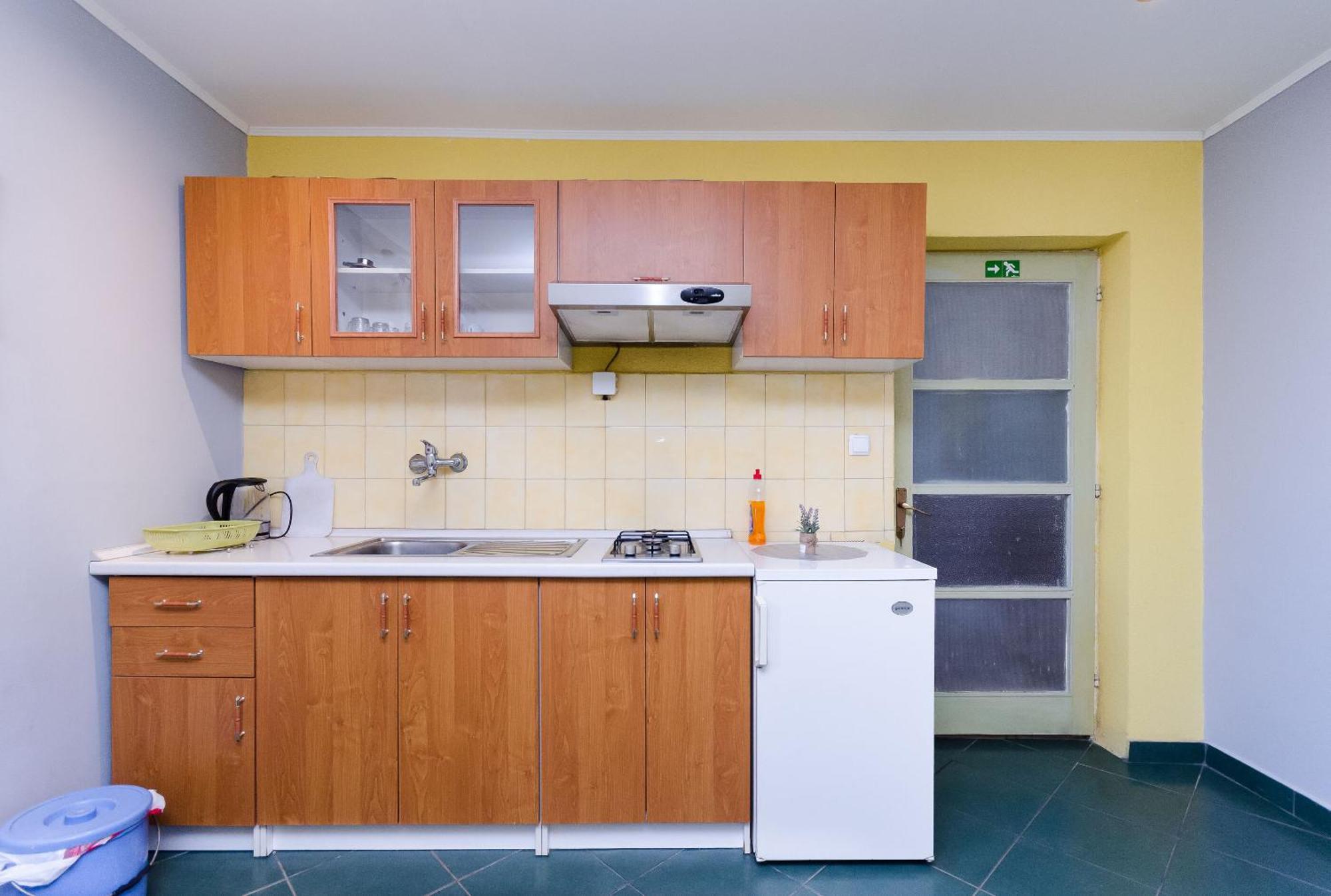 Apartments Zeljka Mundanije エクステリア 写真